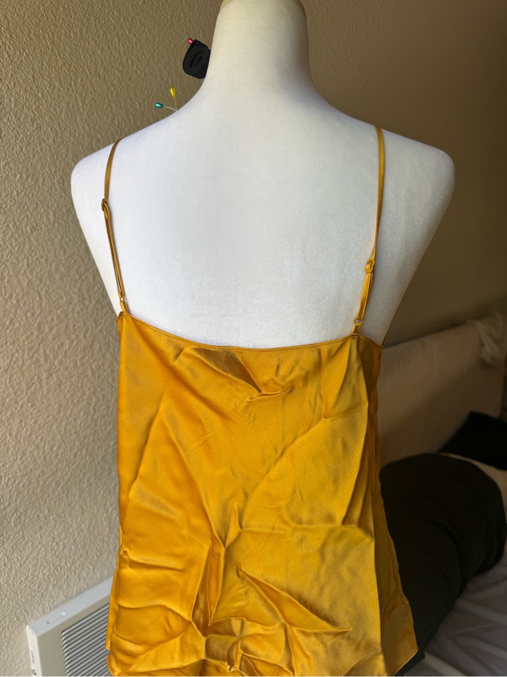Vince 100% silk top waterfall - Picture 3 of 5